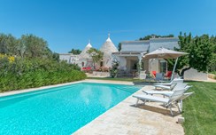 Trulli La Pietrina & Annexe